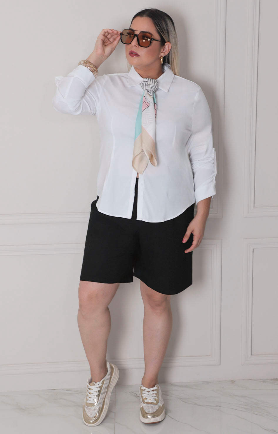 Blusa blanca de botones - BLUSAS CURVY Boutiquemirel 