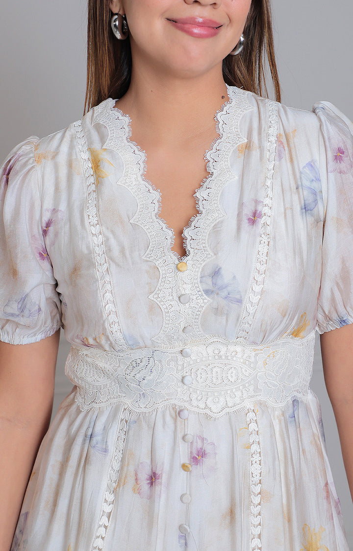 Vestido beige con bordado - VESTIDO CORTO REGULAR Boutiquemirel 