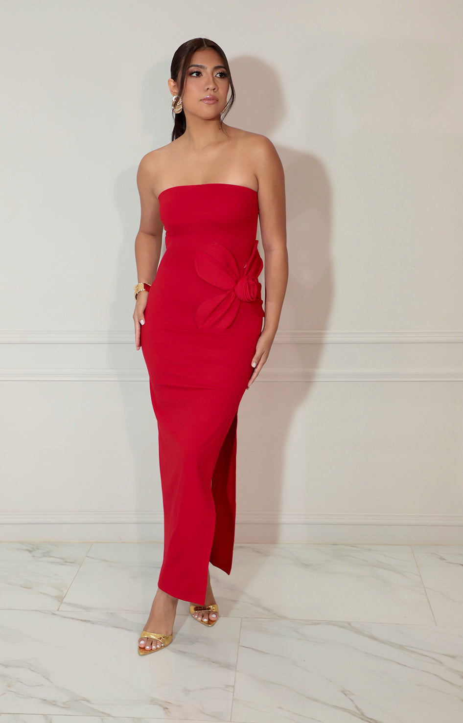 Vestido rojo straple con flor - VESTIDO Boutiquemirel 