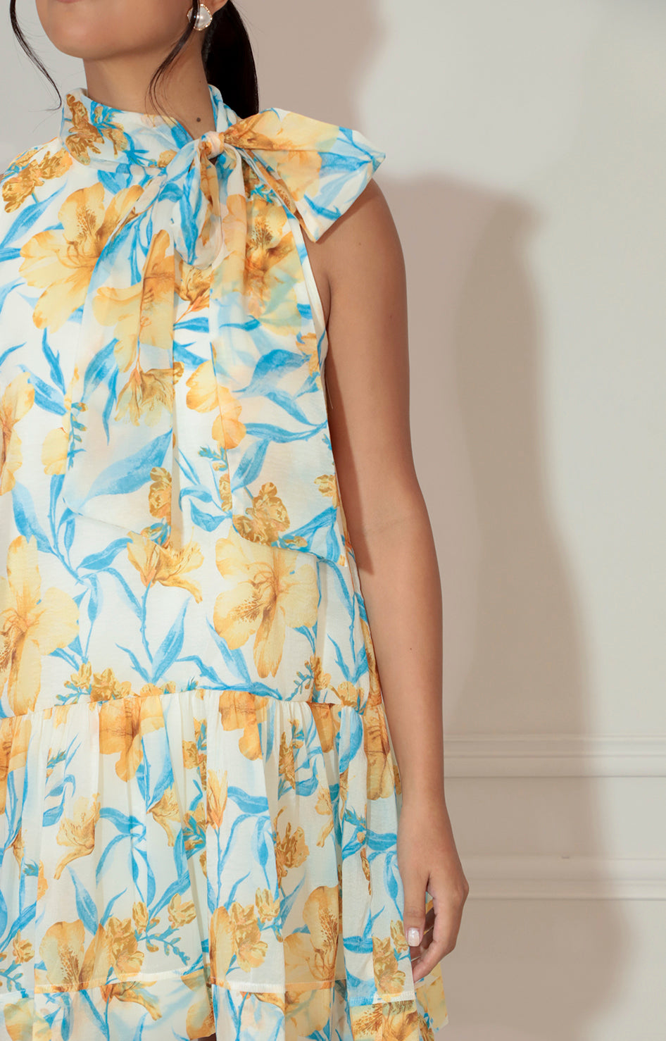 Vestido estampado tipo halter con lazo superior - VESTIDO Boutiquemirel 