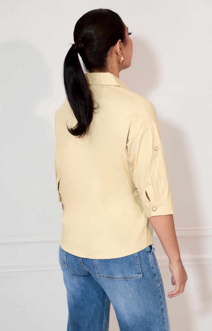 Blusa beige con botones y bordado de flores - BLUSA Boutiquemirel 