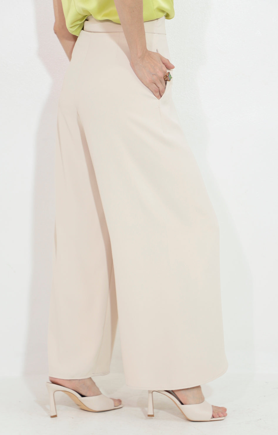 Pantalon beige con capa frontal - PANTALON Boutiquemirel 