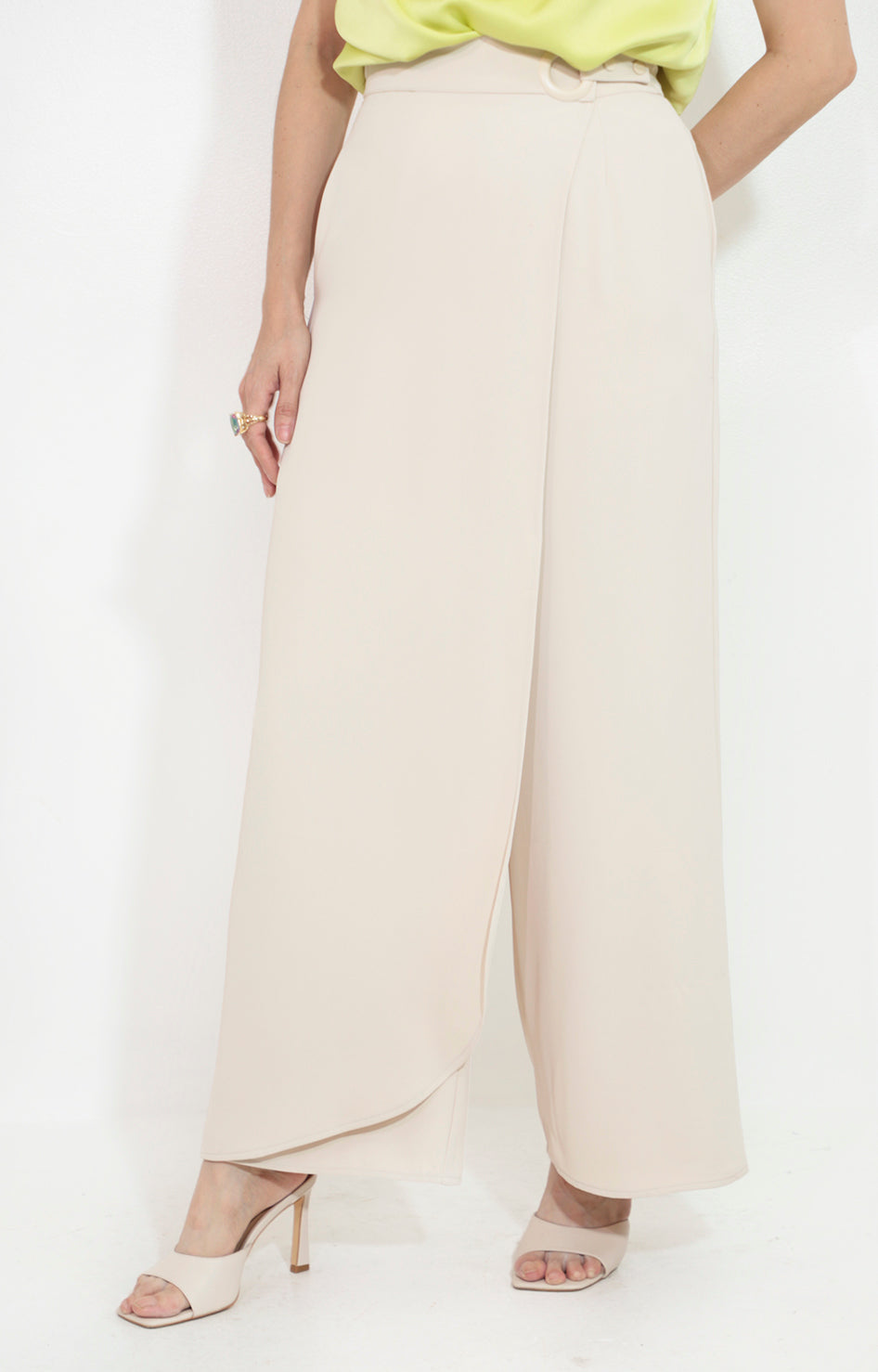 Pantalon beige con capa frontal - PANTALON Boutiquemirel 