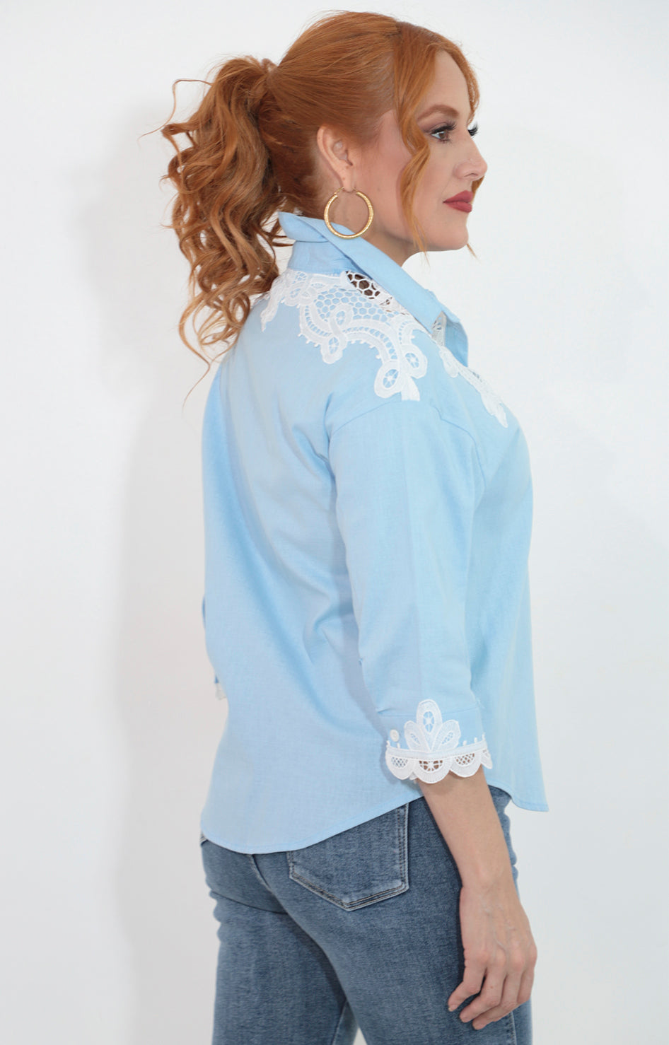 Blusa azul de botones con bordado - BLUSA Boutiquemirel 