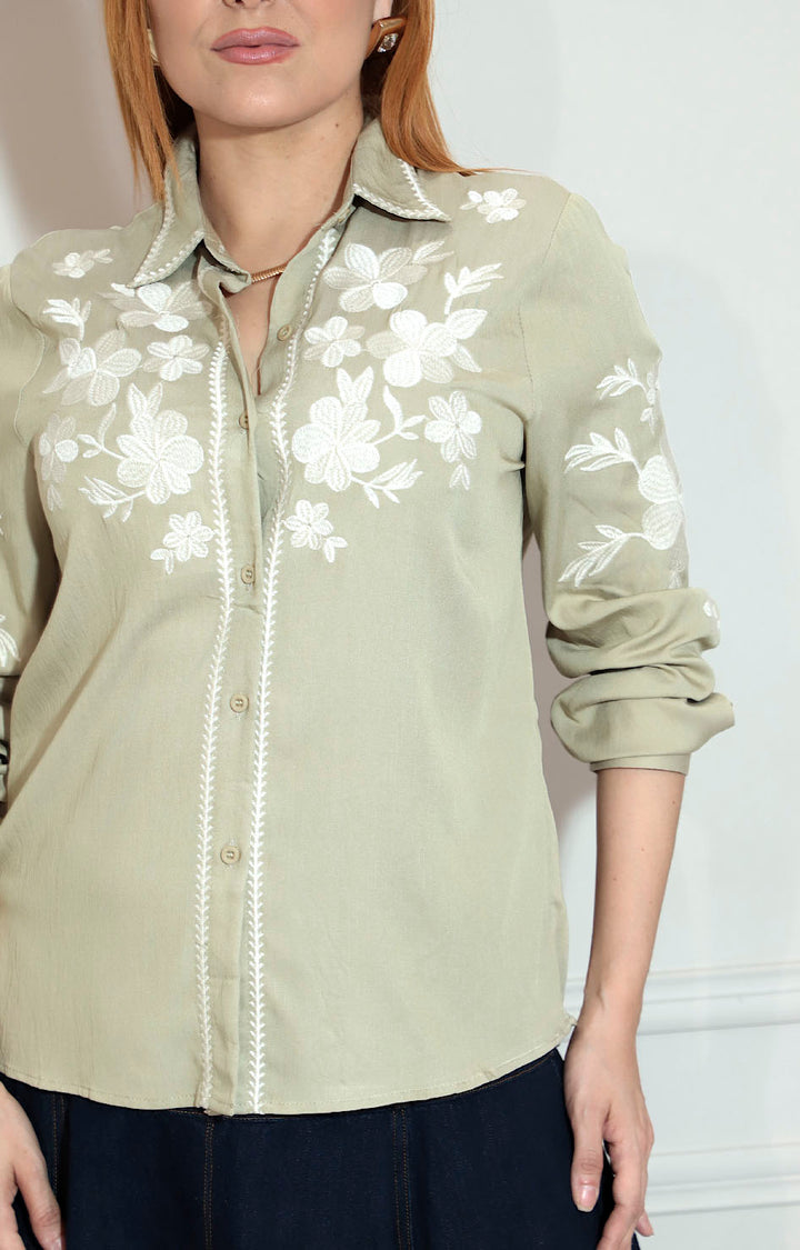 Blusa beige bordada - BLUSA Boutiquemirel 