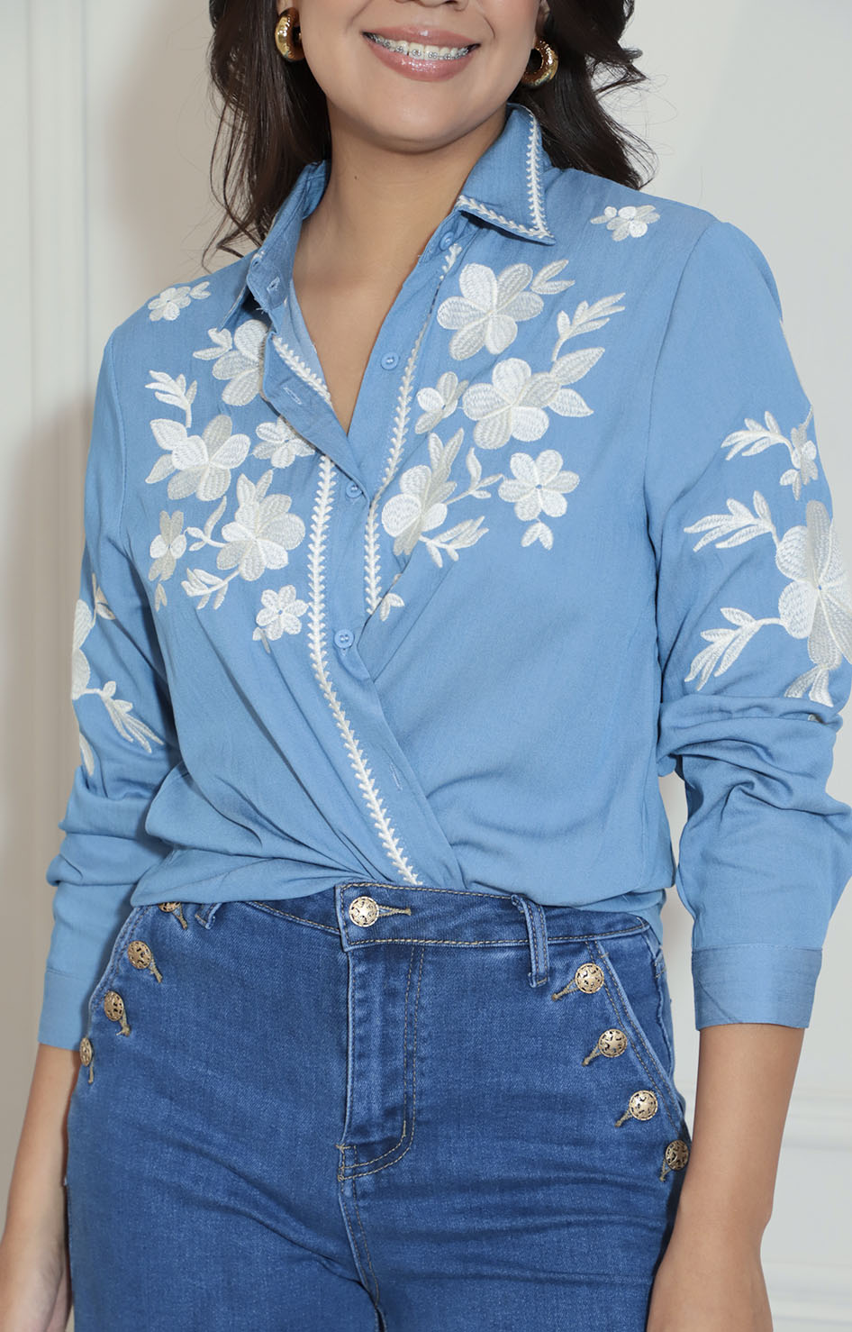 Blusa bordada azul - BLUSA Boutiquemirel 