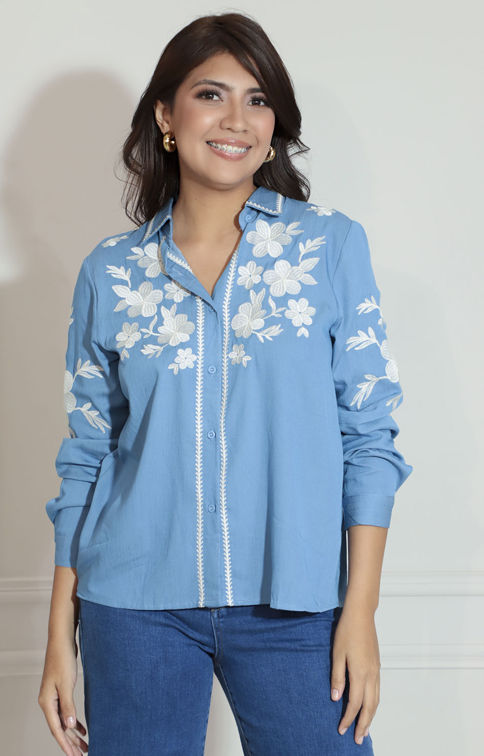 Blusa bordada azul - BLUSA Boutiquemirel 