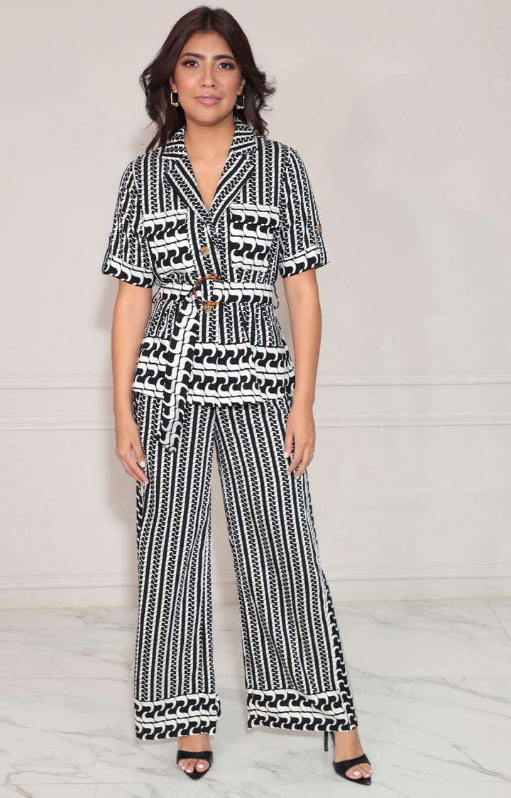 Conjunto negro estampado con botones - CONJUNTO Boutiquemirel 