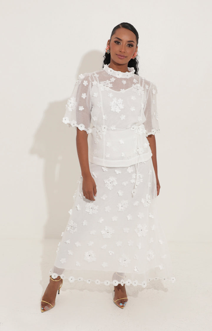 Conjunto blanco con flores 3D - CONJUNTO Boutiquemirel 