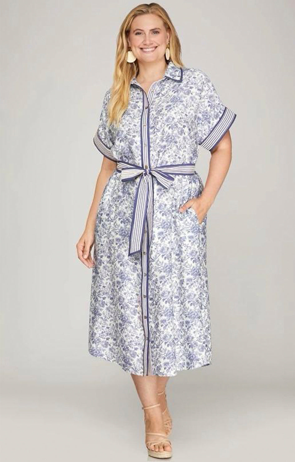 Vestido blanco con estampado en azul - VESTIDO LARGO CURVY Boutiquemirel 