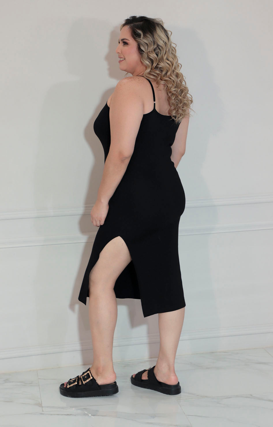 Vestido negro liso de tirantes - VESTIDO XL Boutiquemirel 