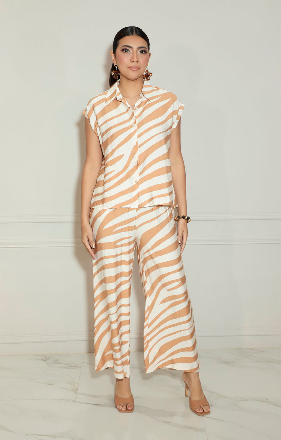 Conjunto beige estampado con botones - CONJUNTO Boutiquemirel 