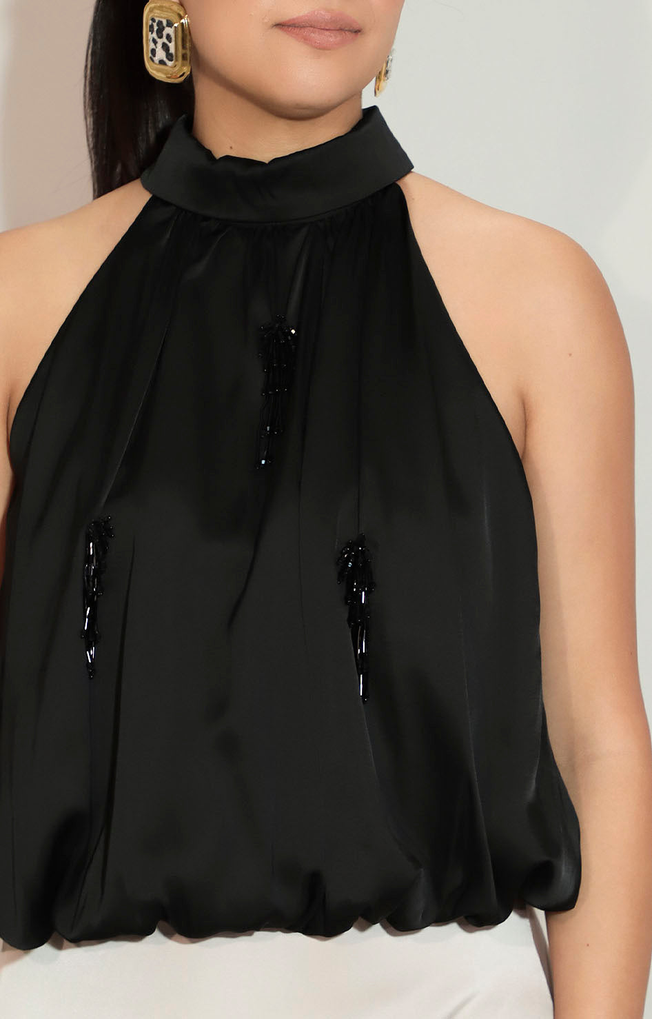 Blusa negra tipo globo con cuello halter - BLUSA Boutiquemirel 