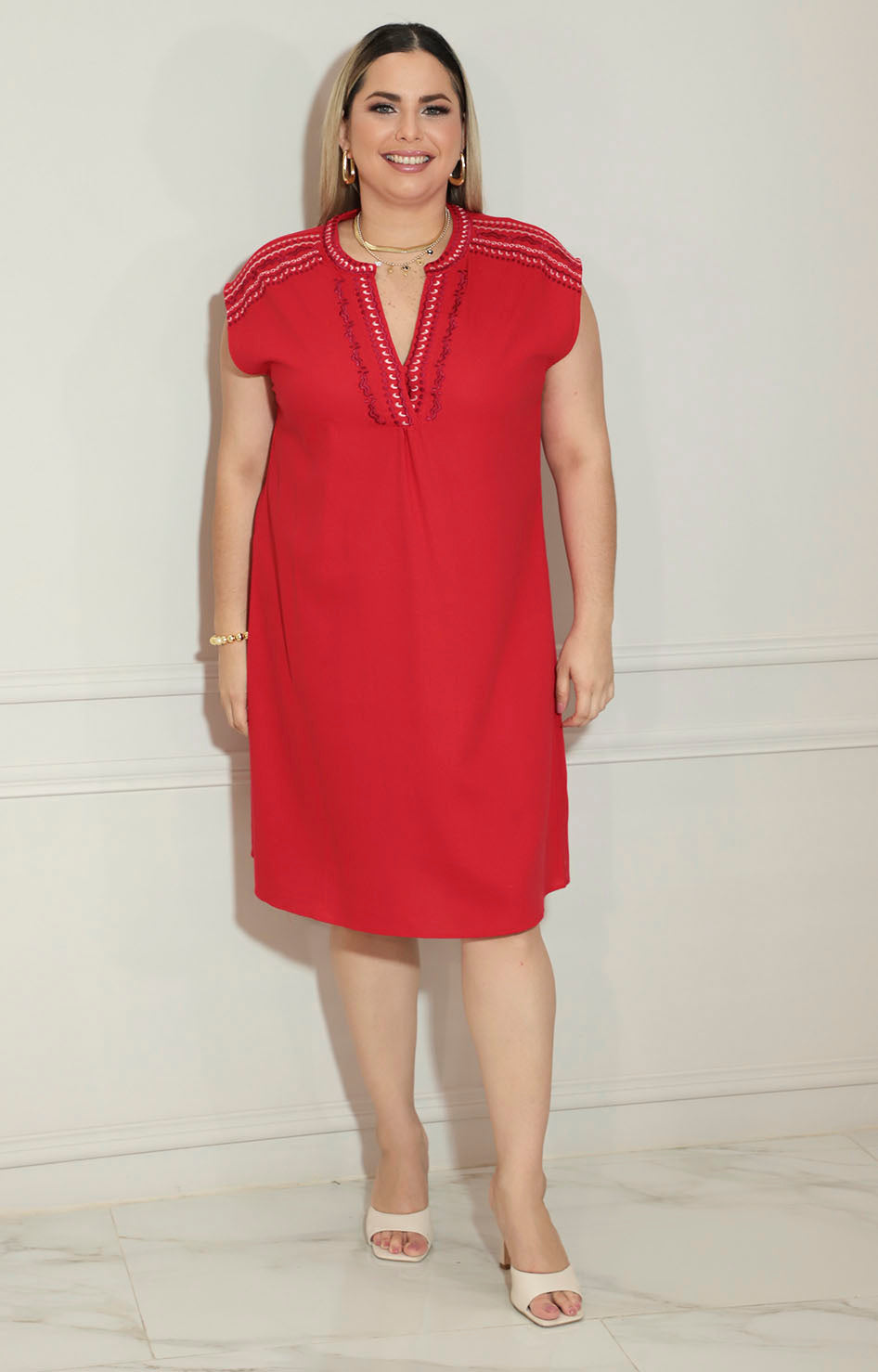 Vestido rojo corto con bordado sin mangas - VESTIDO XL Boutiquemirel 