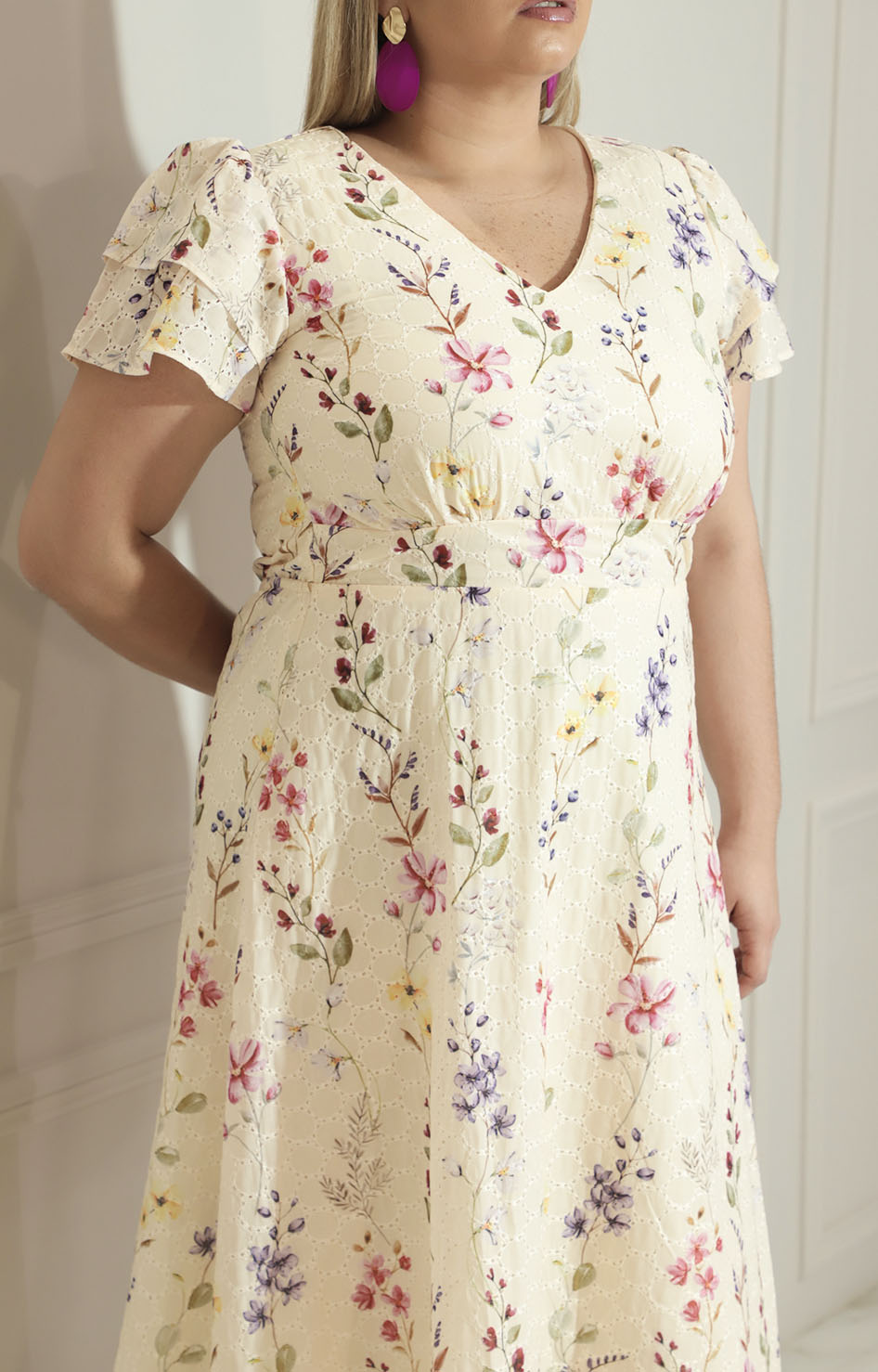 Vestido beige estampado de flores con cierre - VESTIDO Boutiquemirel 