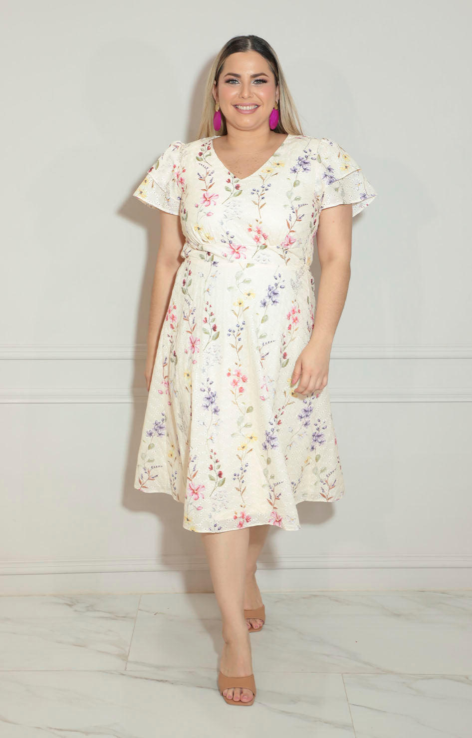 Vestido beige estampado de flores con cierre - VESTIDO Boutiquemirel 