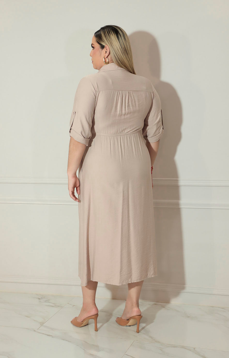 Vestido beige con botones frontal - VESTIDO Boutiquemirel 