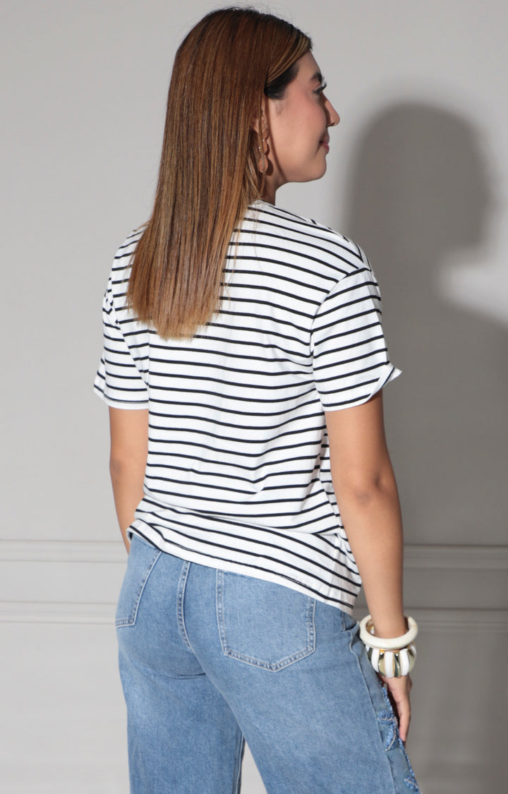 Blusa negra de rayas teddy