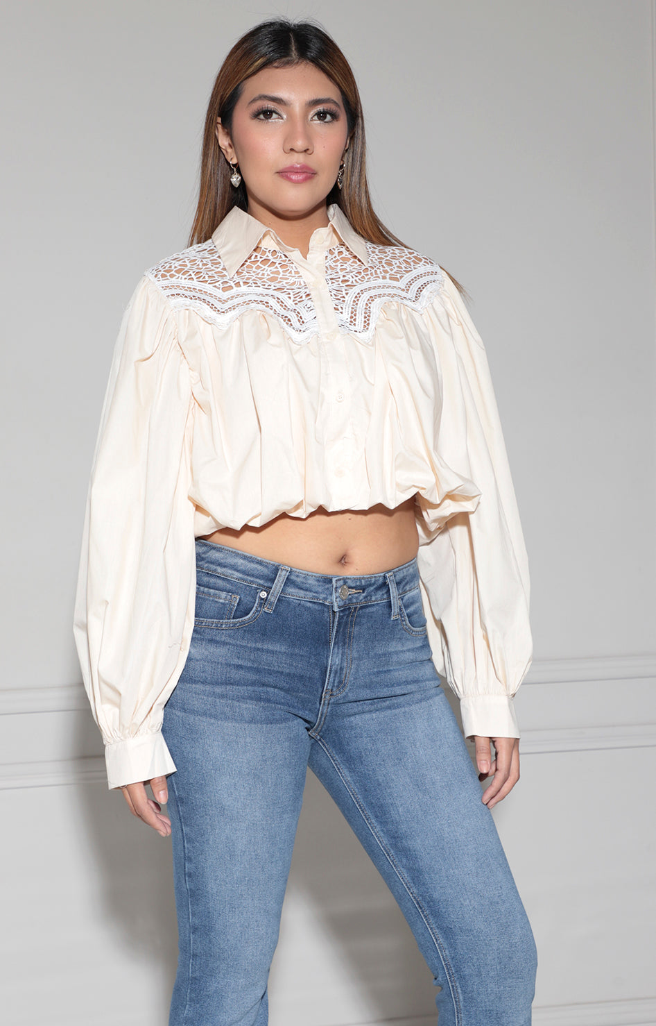 Blusa beige con bordado - BLUSA Boutiquemirel 