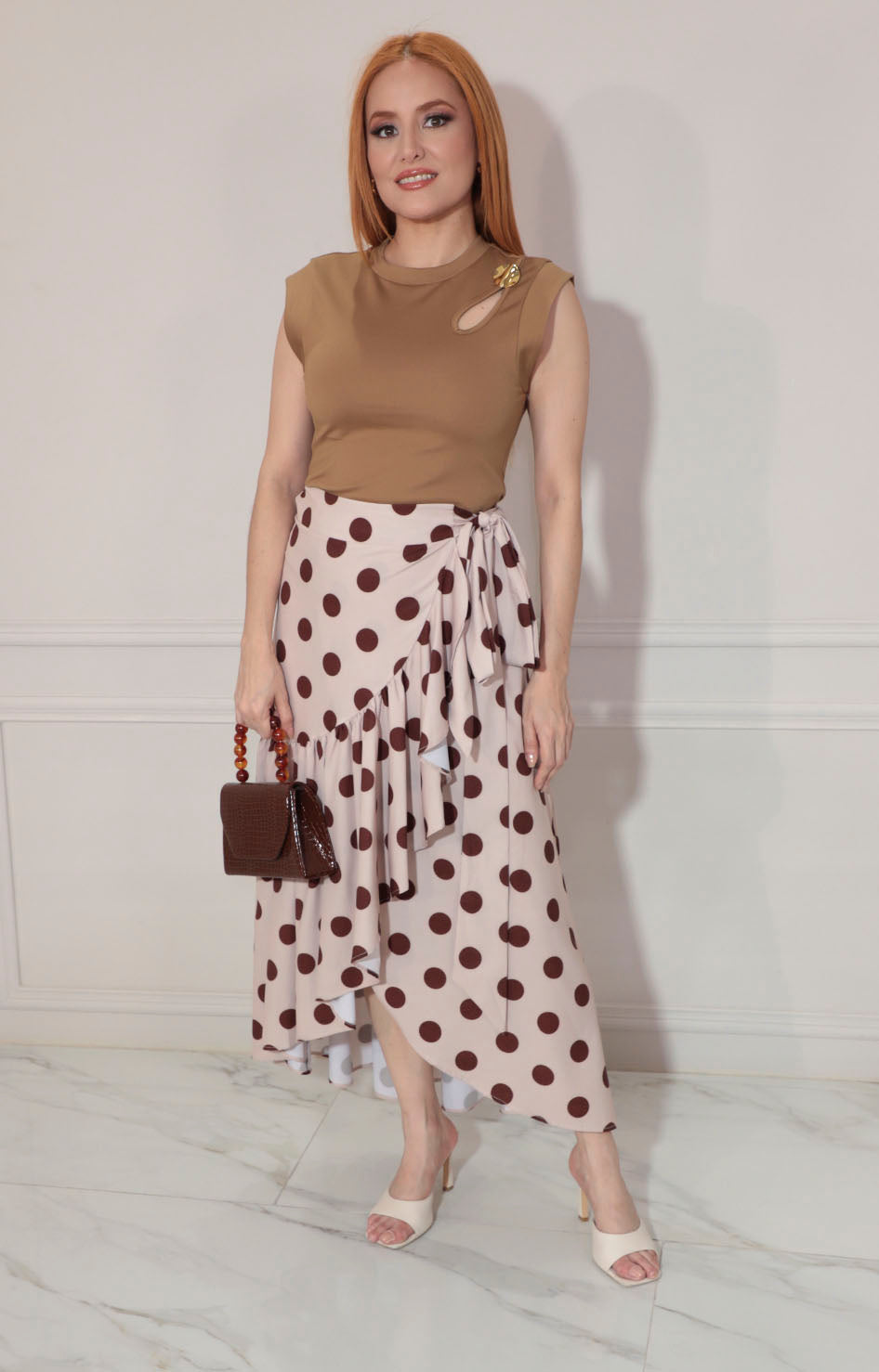 Blusa café con hebilla - BLUSA Boutiquemirel 