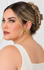 Pinza para cabello café y negro de Boutiquemirel, con diseño elegante y resistente para peinados.