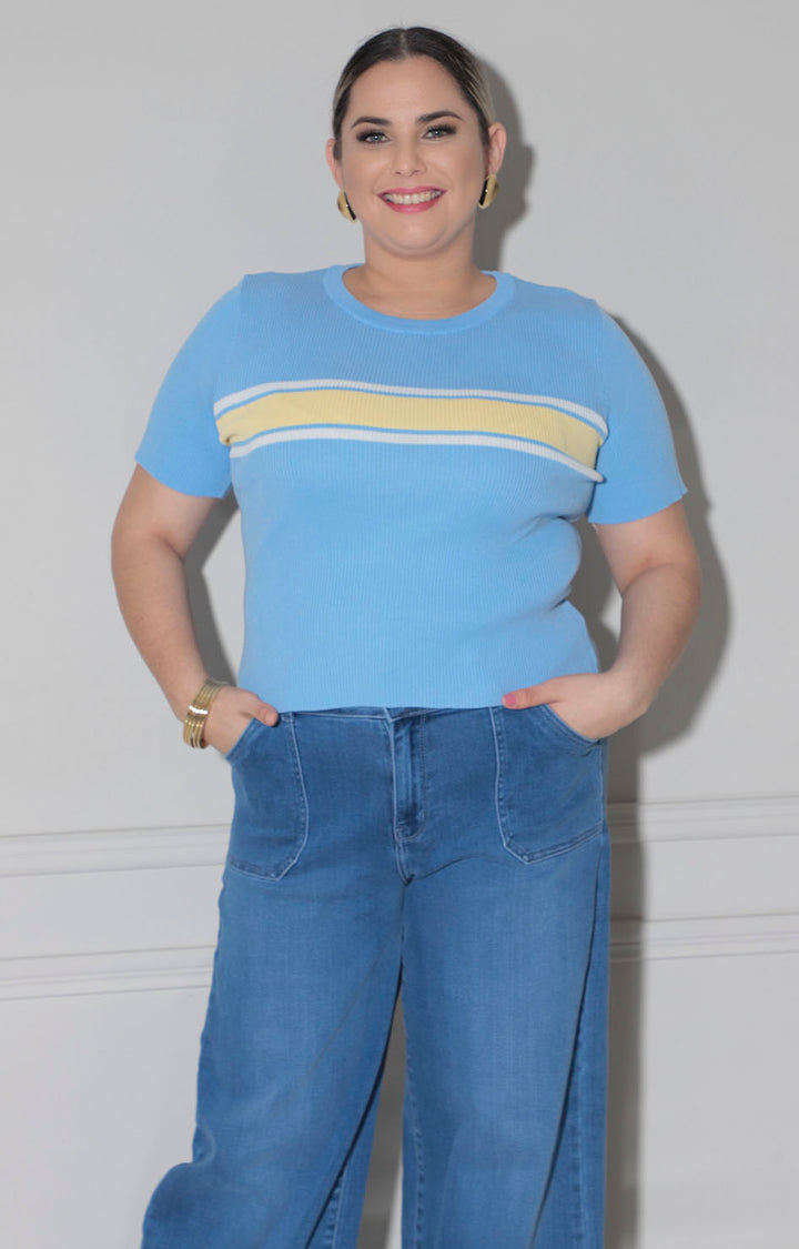 Blusa azul con estampado frontal - BLUSAS CURVY Boutiquemirel 