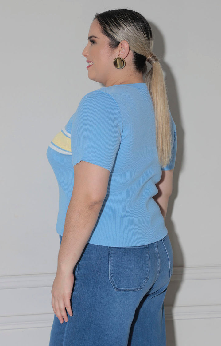 Blusa azul con estampado frontal - BLUSAS CURVY Boutiquemirel 