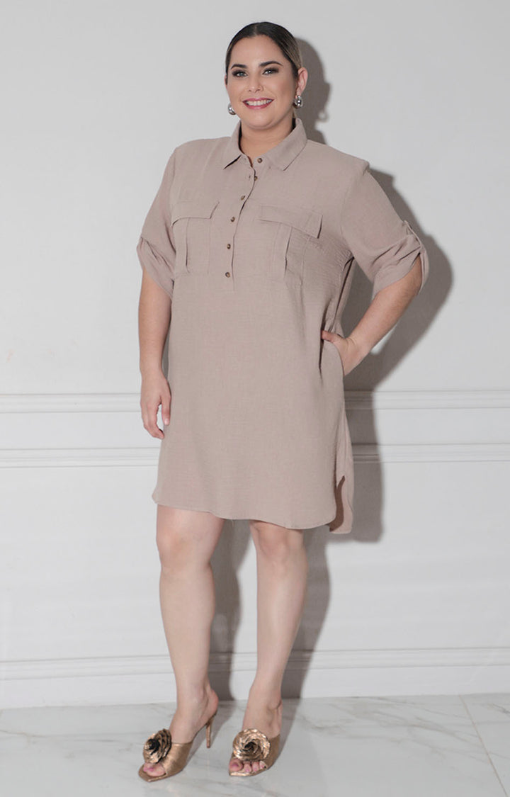 Vestido beige corto con bolsas - VESTIDO CORTO CURVY Boutiquemirel 