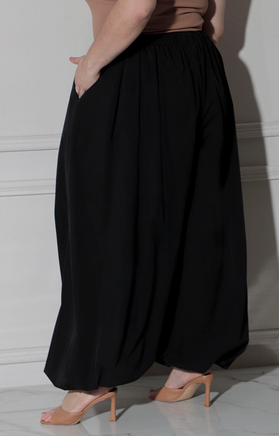 Pantalòn negro tipo globo - PANTALON CURVY Boutiquemirel 