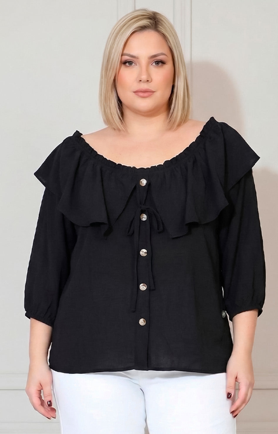 Blusa negra con volante - BLUSAS CURVY Boutiquemirel 