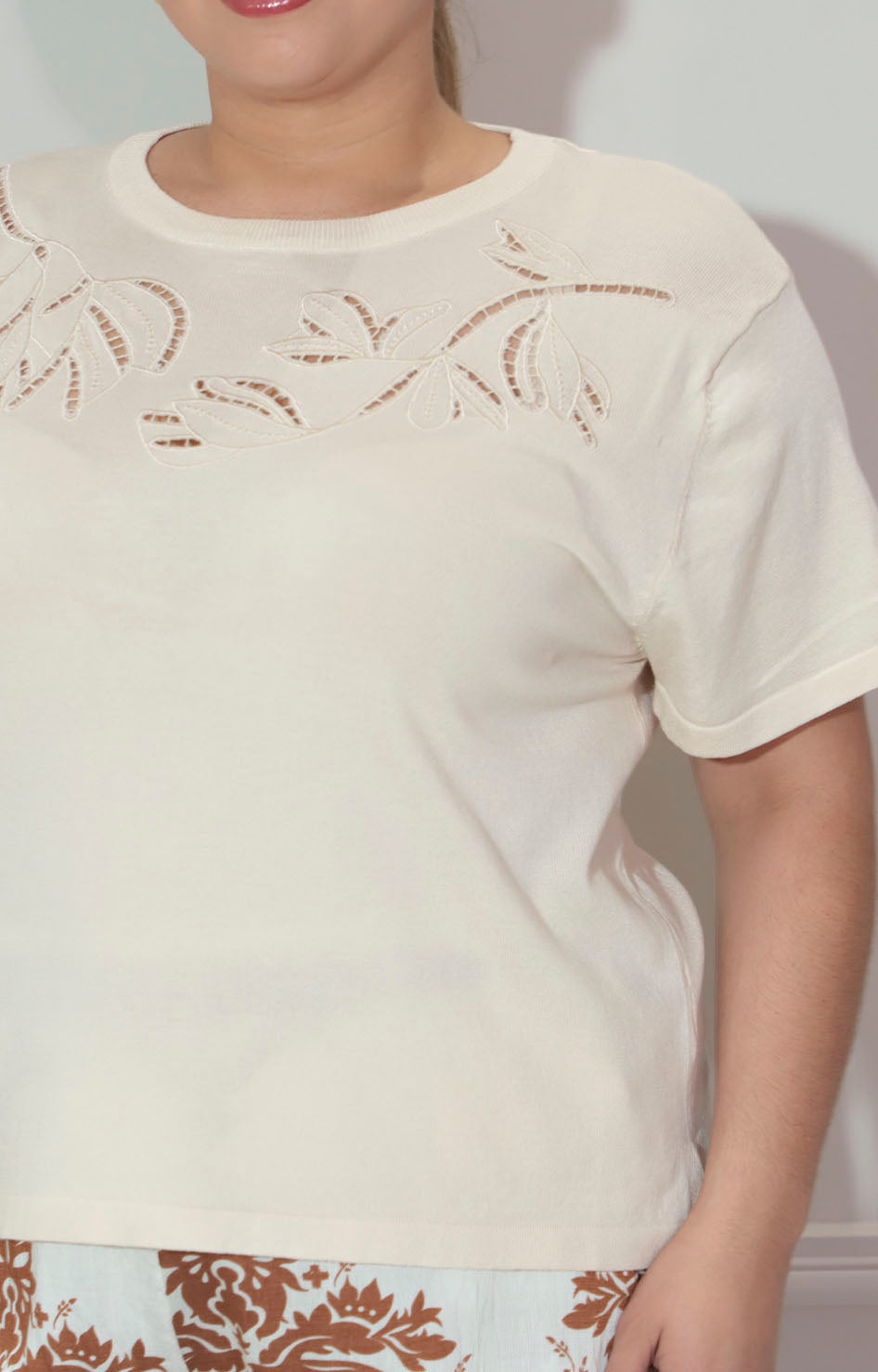 Blusa beige bordada - BLUSA XL Boutiquemirel 