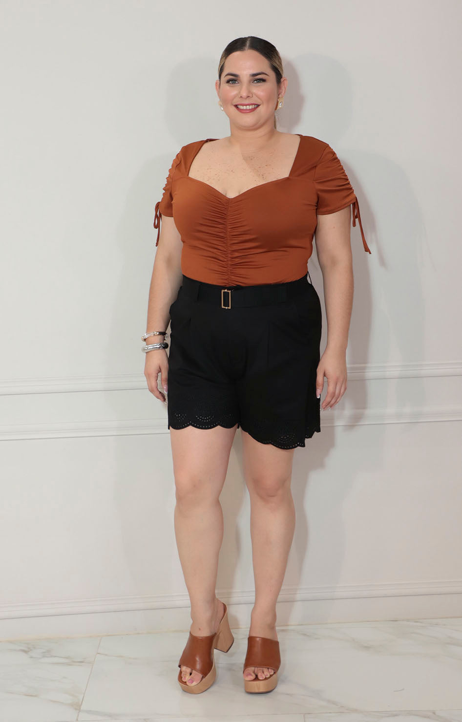 Panty blusa café con corrugado frontal y mangas - BLUSA XL Boutiquemirel 