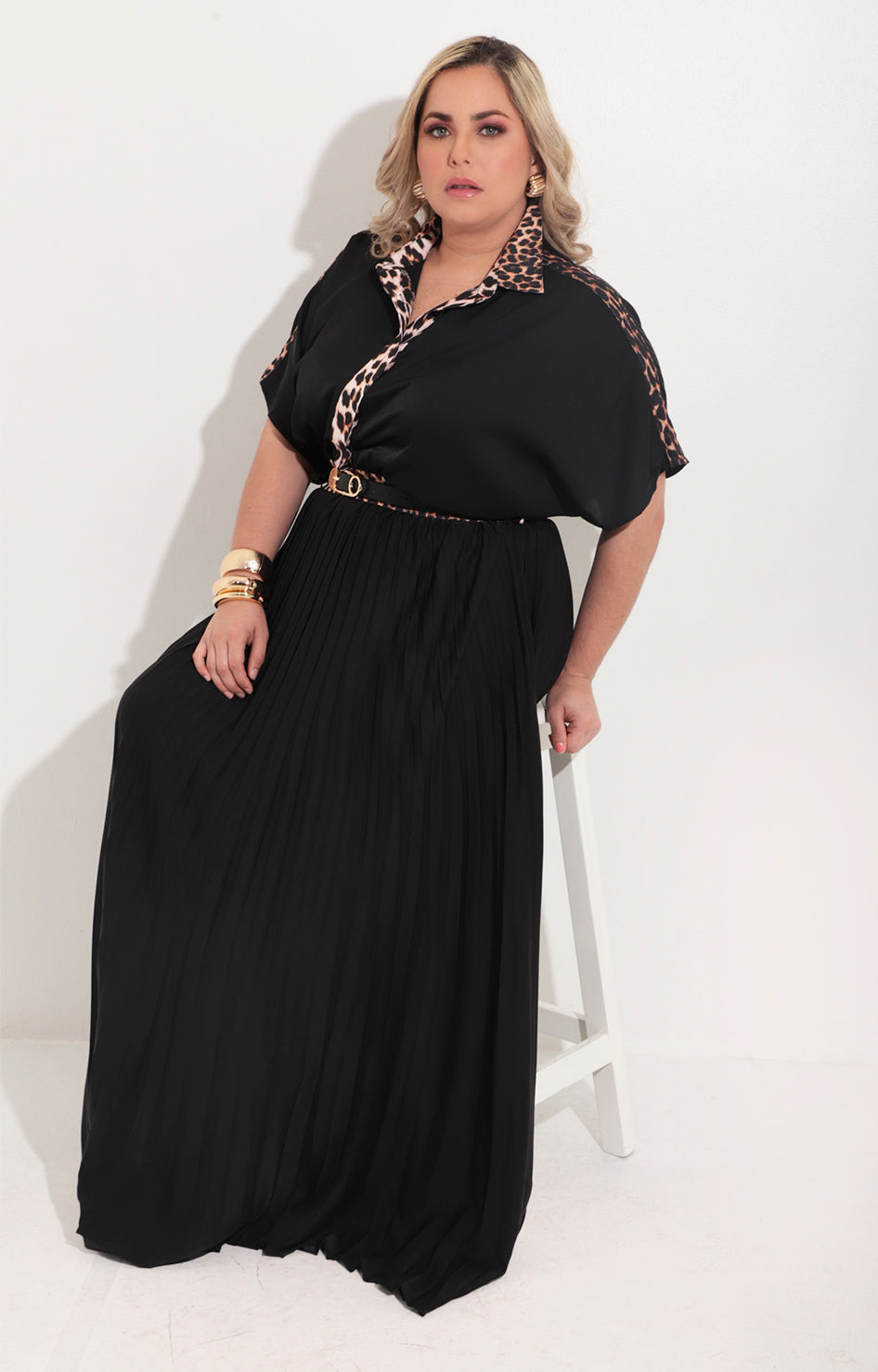 Vestido negro plisado con estampado - VESTIDO Boutiquemirel 