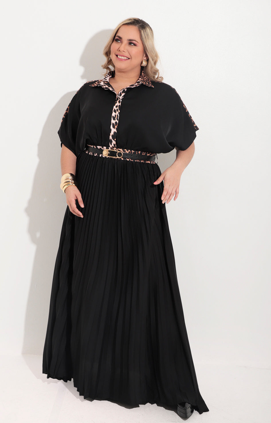 Vestido negro plisado con estampado - VESTIDO Boutiquemirel 