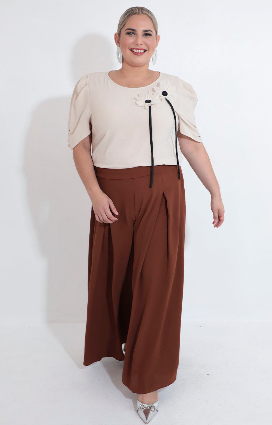 Blusa beige con flores - BLUSA XL Boutiquemirel 