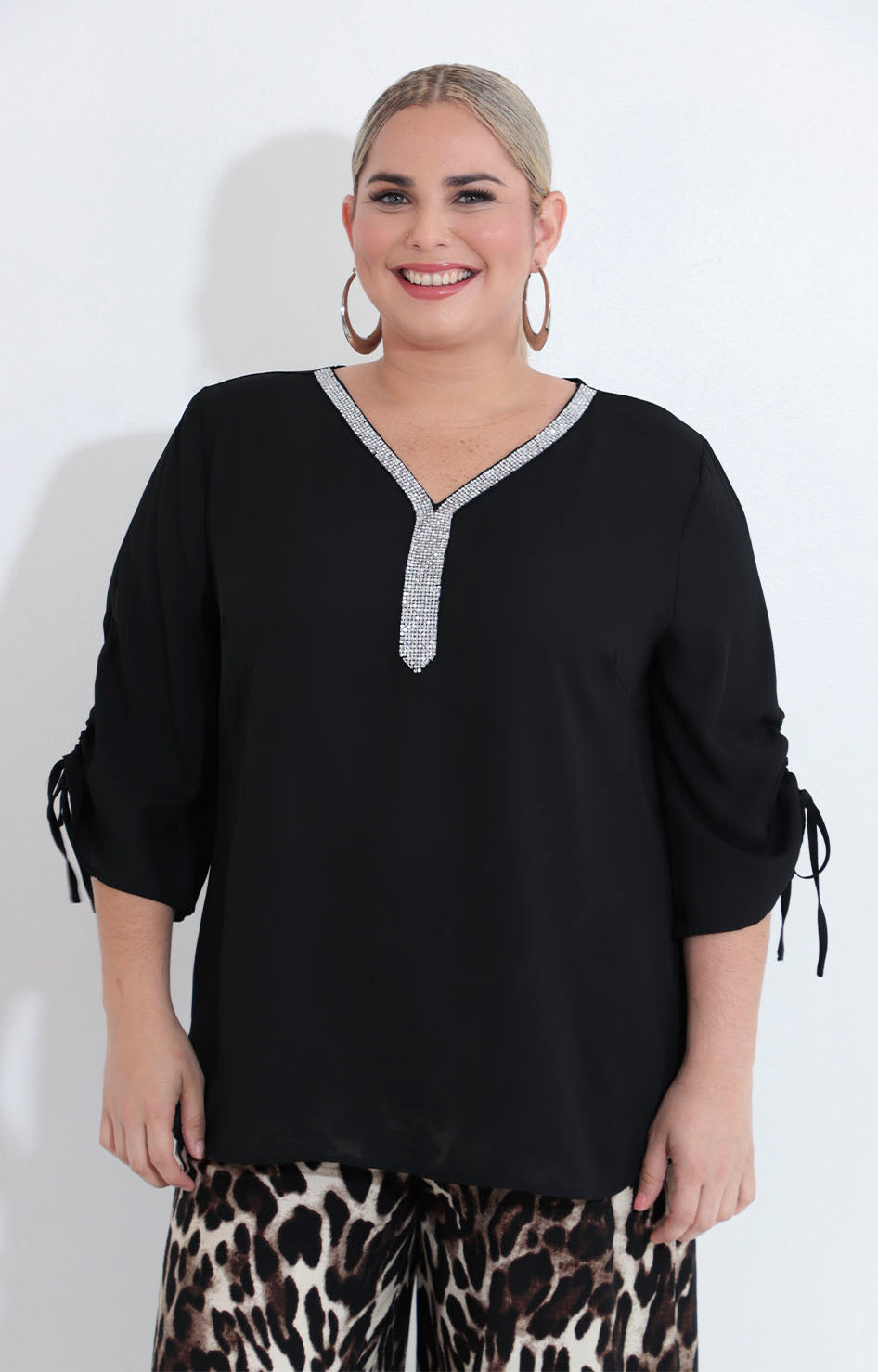 Blusa negra con brillos - BLUSA XL Boutiquemirel 