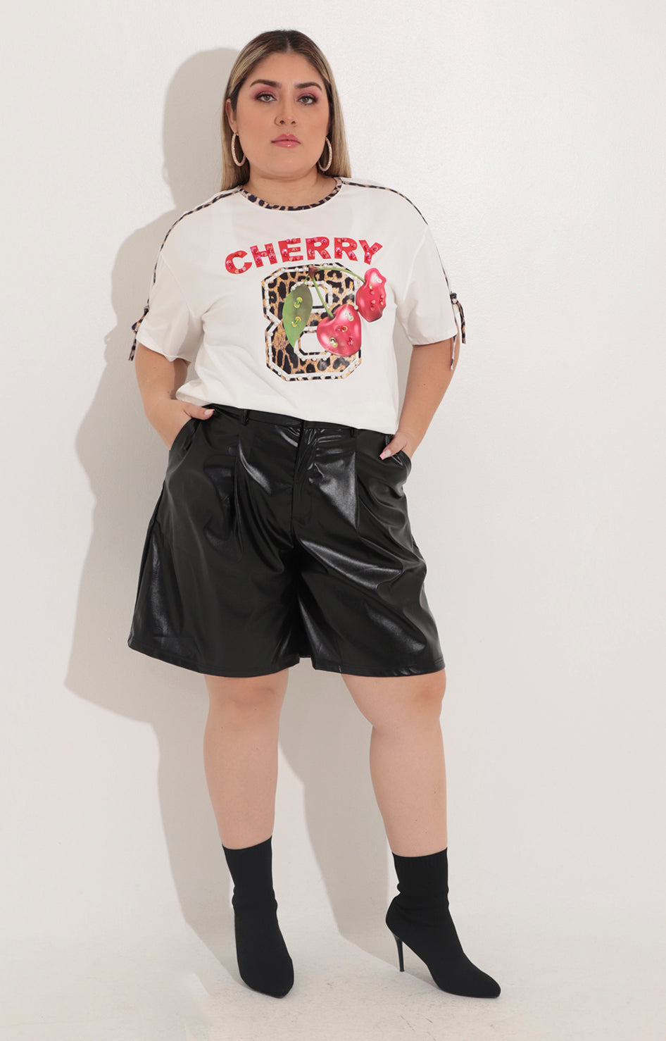 Short negro de vinipiel - SHORT Boutiquemirel 