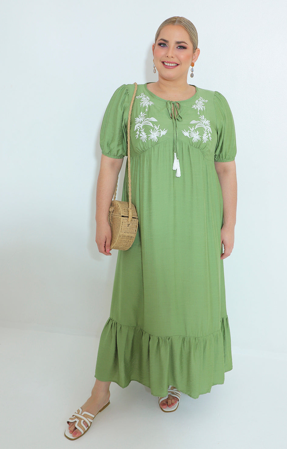 vestido verde largo con bordado - VESTIDO Boutiquemirel 