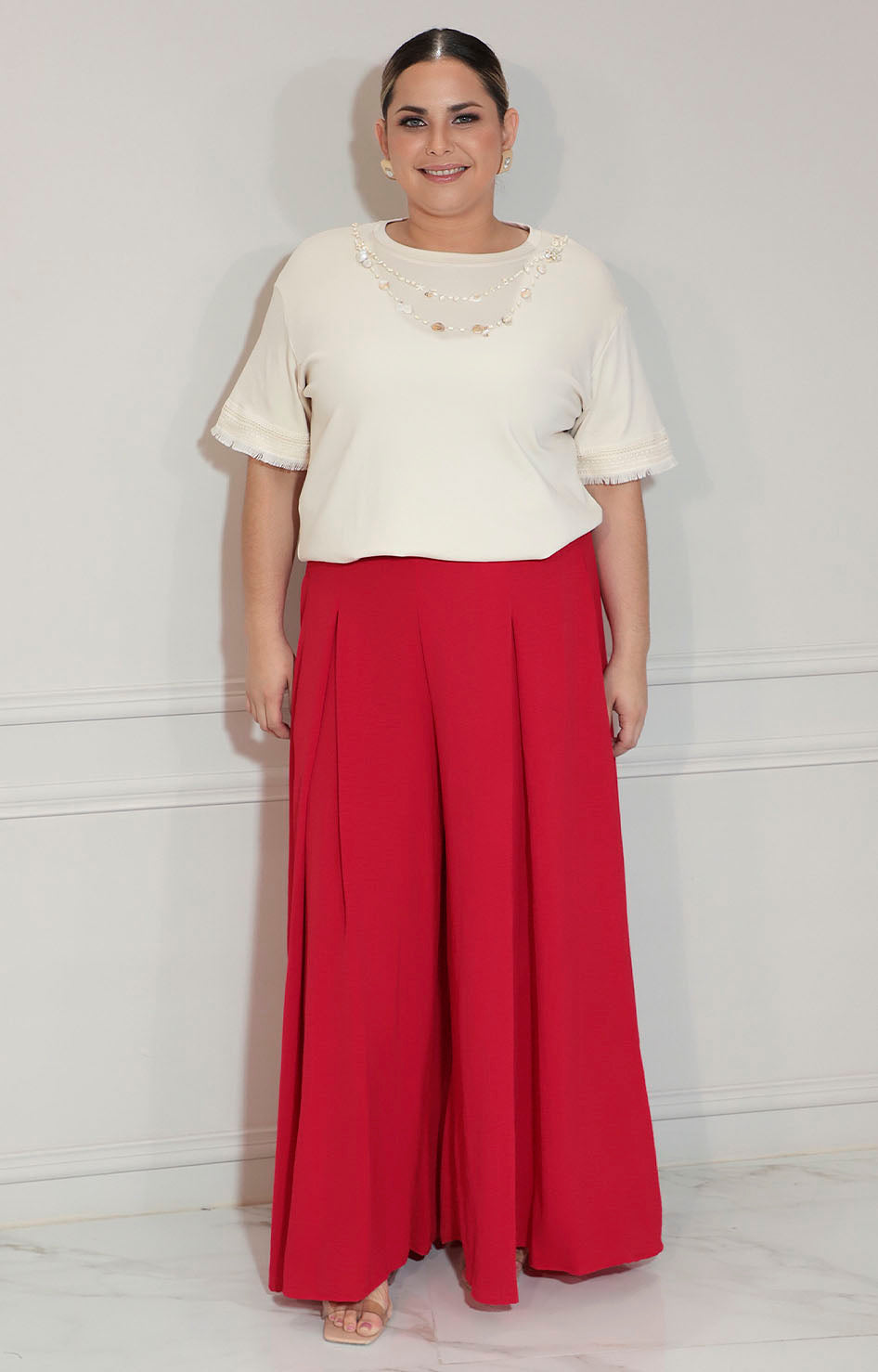 Blusa beige con aplicaciones de conchas - BLUSA XL Boutiquemirel 