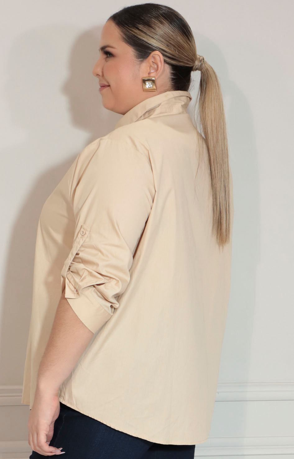 Blusa beige de botones asimetricos con manga - BLUSA XL Boutiquemirel 