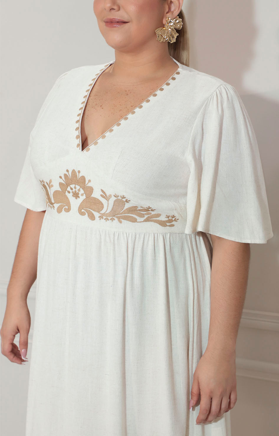 Vestido beige bordado - VESTIDO XL Boutiquemirel 