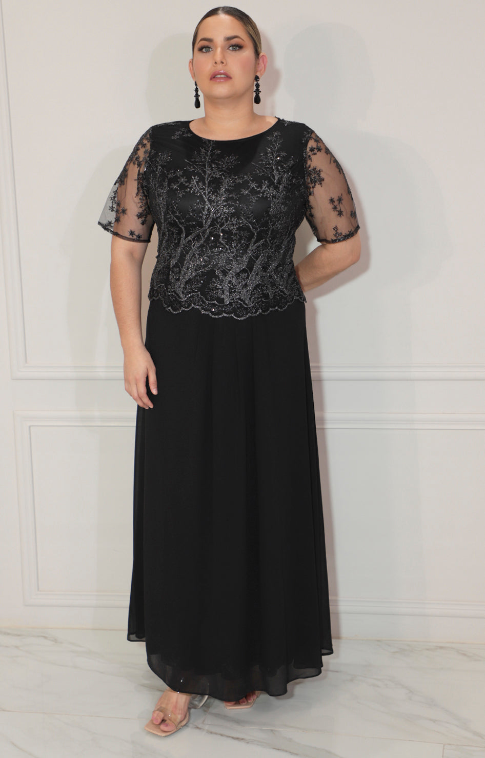 Vestido negro largo con mangas y brillos - VESTIDO Boutiquemirel 