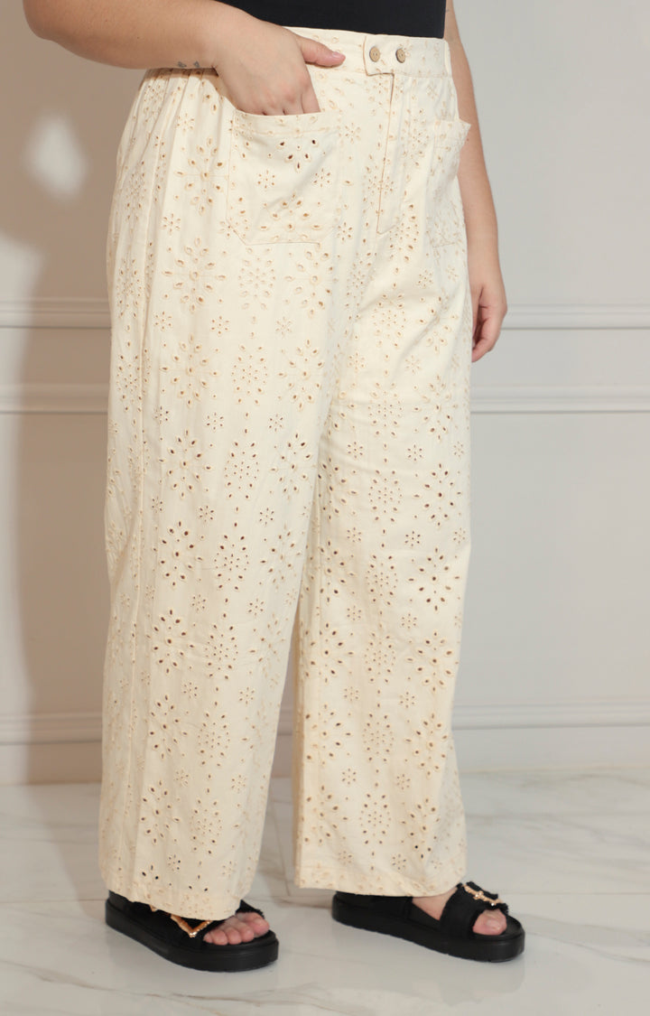 Pantalón beige con bordado y bolsas frontal - PANTALON XL Boutiquemirel 