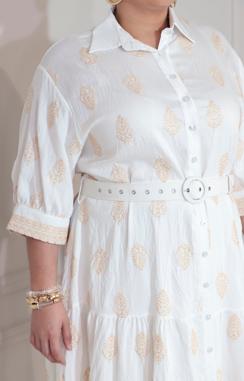 Vestido beige de bordado con botones y cinturón - VESTIDO XL Boutiquemirel 