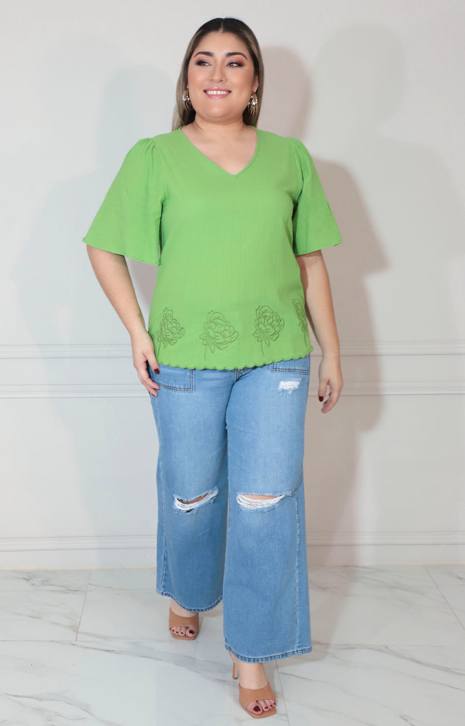 Blusa verde con bordado inferior - BLUSA XL Boutiquemirel 