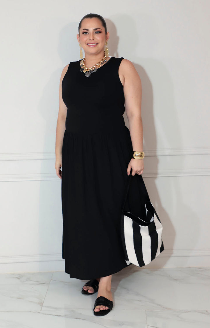 Vestido negro de tirantes con fruncido en cintura - VESTIDO XL Boutiquemirel 