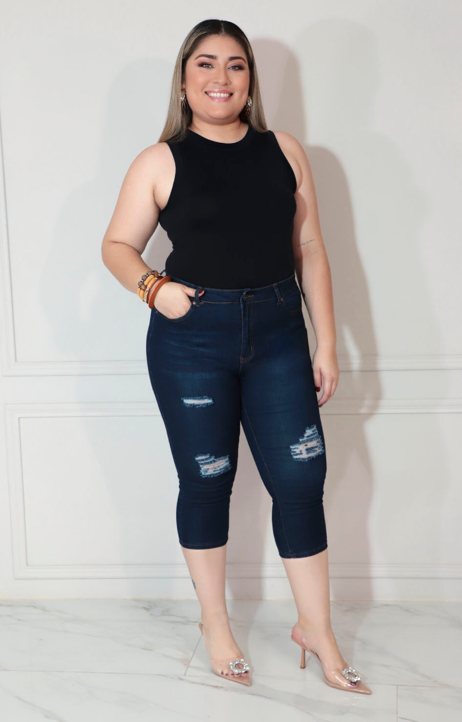 Capri de mezclilla azul con detalle desgarrado - CAPRI XL Boutiquemirel 