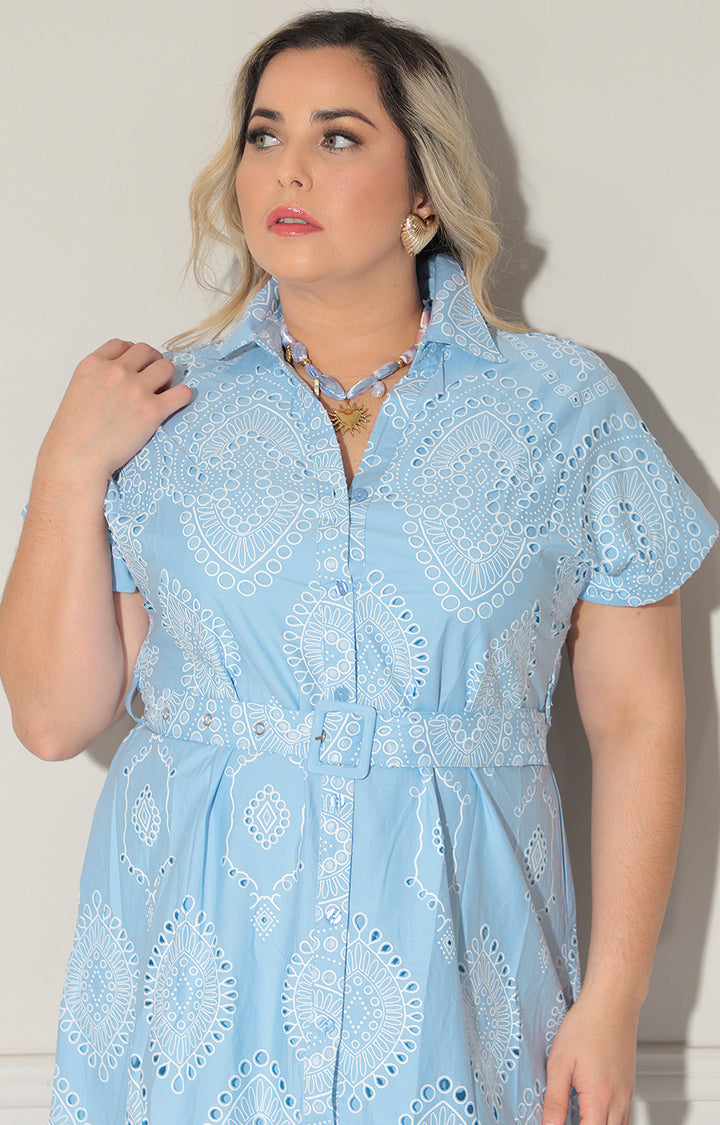 Vestido azul bordado - VESTIDO LARGO CURVY Boutiquemirel 
