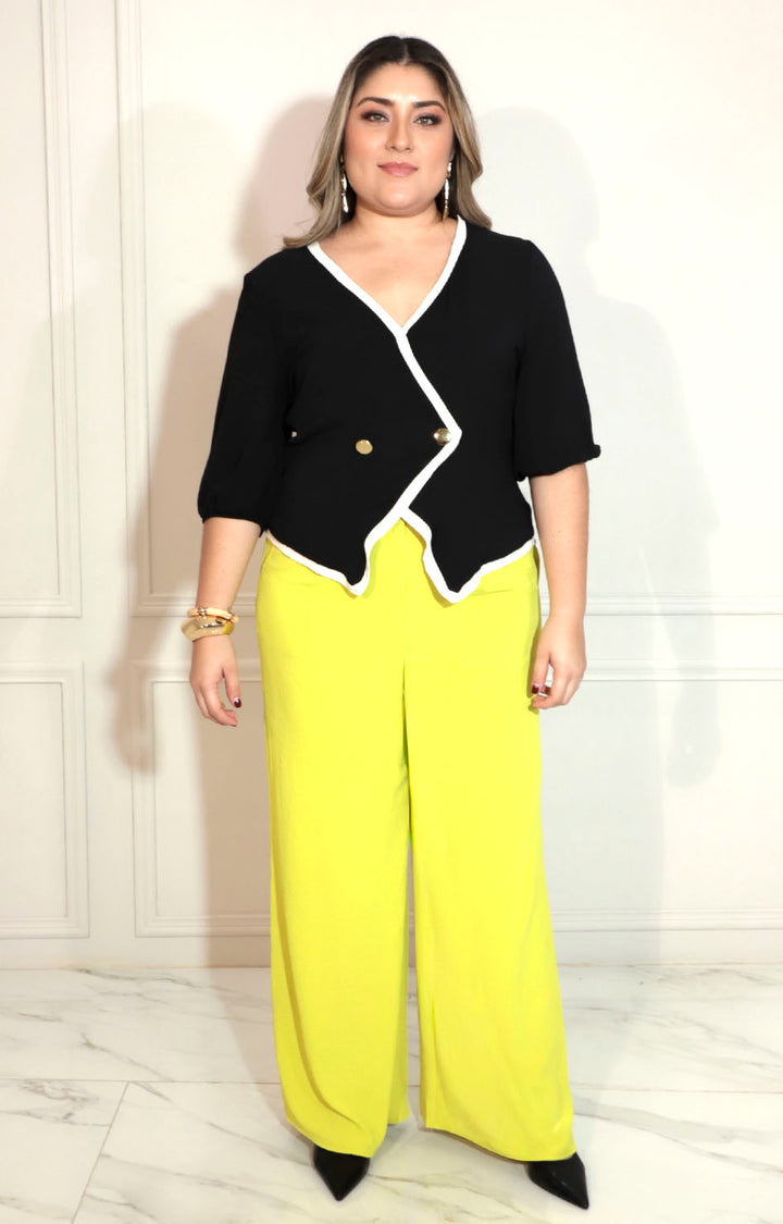 Blusa negra cruzada con detalle de boton frontal - BLUSA XL Boutiquemirel 