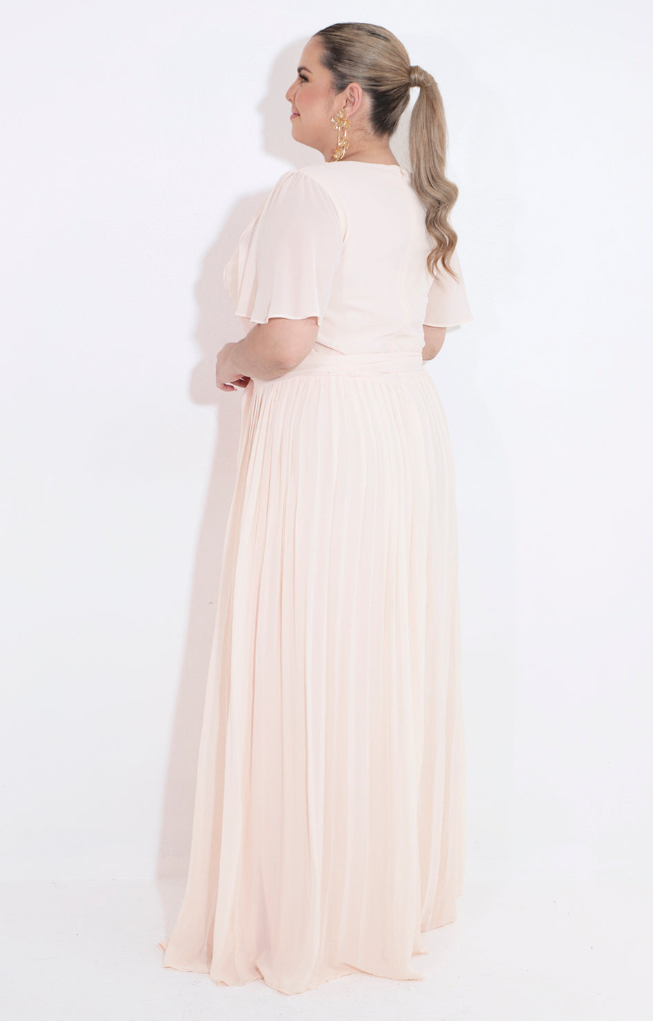 Vestido beige largo plisado - VESTIDO Boutiquemirel 